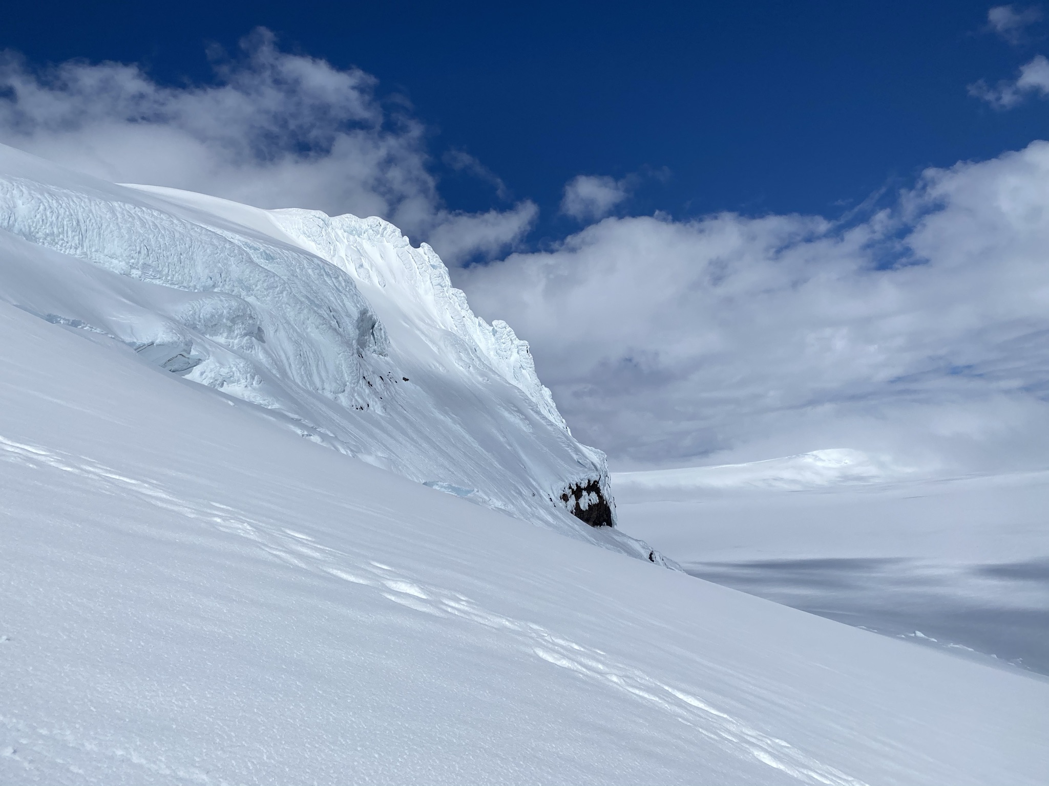 Climbing to Hvannadalshnúkur’s Summit (2,110m) – A Viking Test, Kind Of